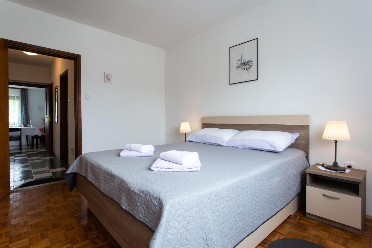 Hotel House Vranic à Rakovica Extérieur photo