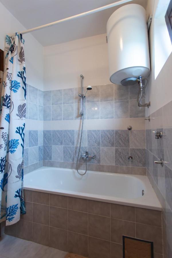 Hotel House Vranic à Rakovica Extérieur photo