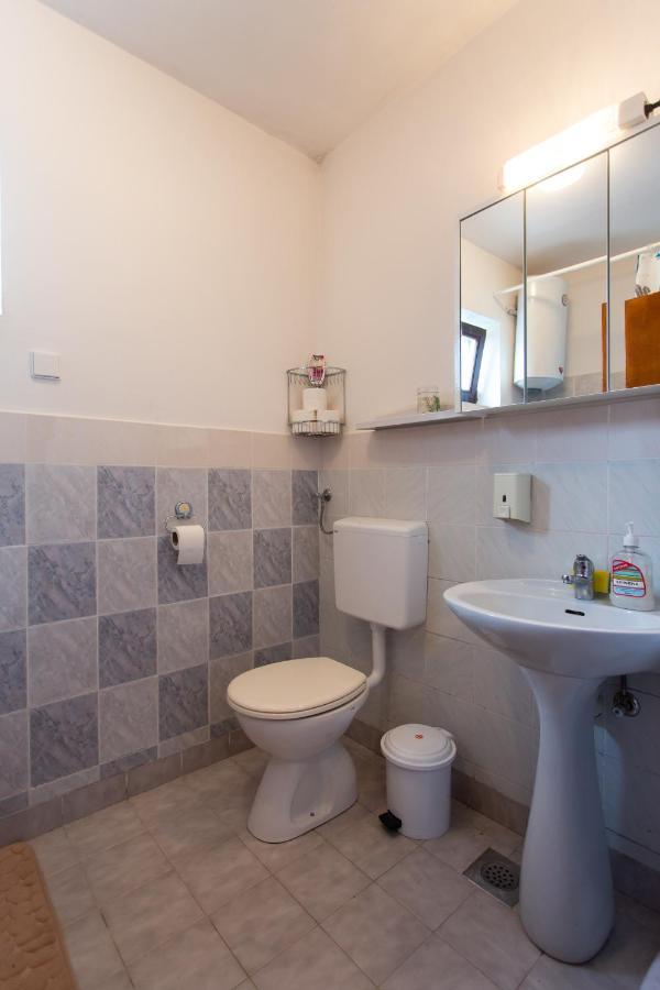 Hotel House Vranic à Rakovica Extérieur photo