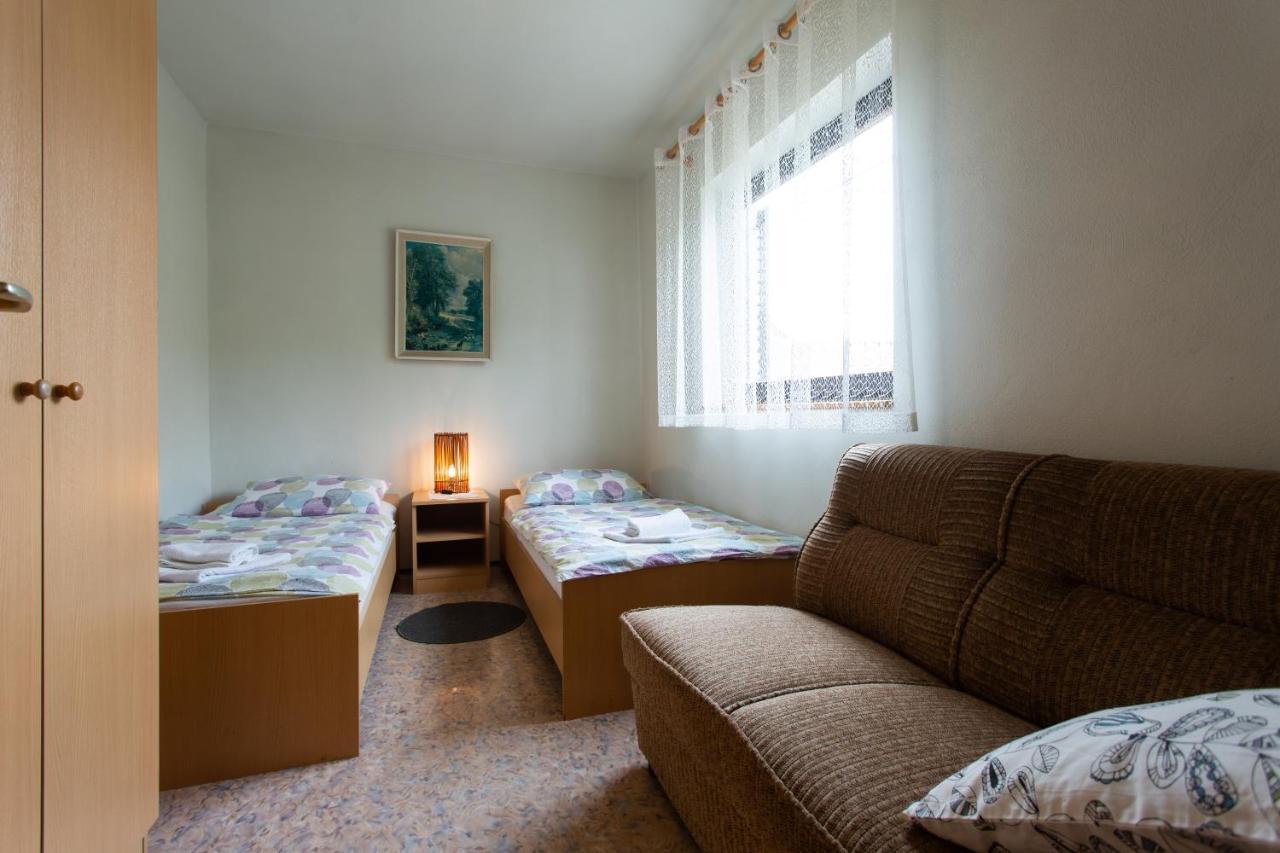 Hotel House Vranic à Rakovica Extérieur photo